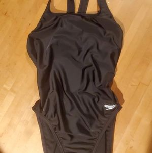 Speedo NEW swim suit size 8 black